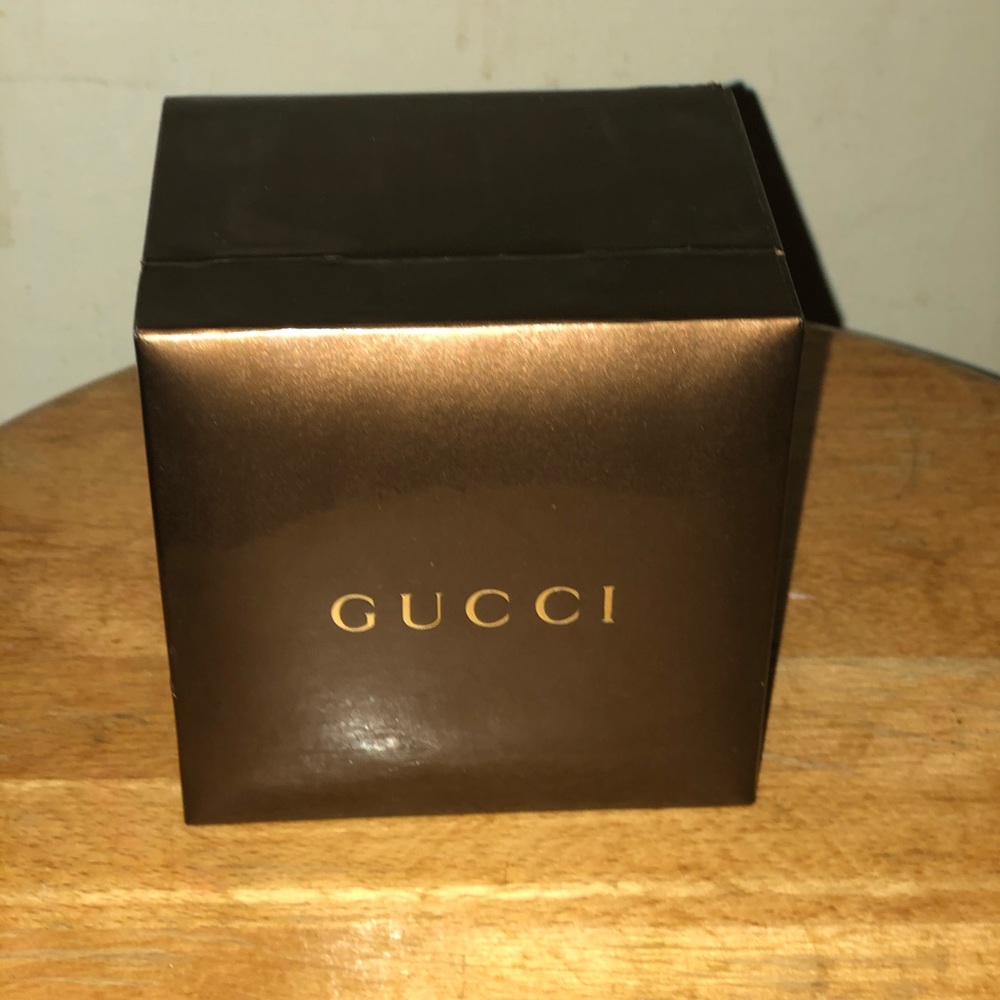 Gucci Women’s Twirl Watch (Pink)